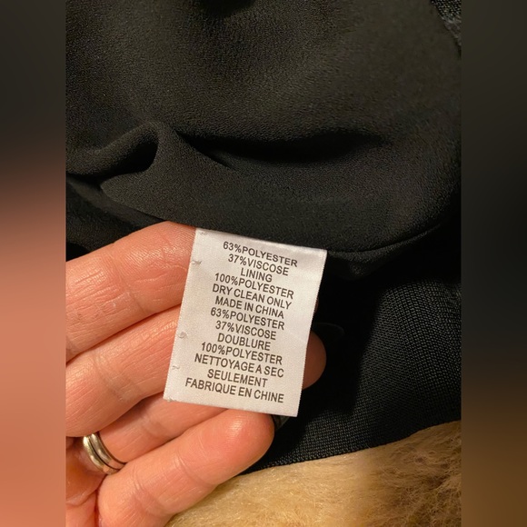 Trina Turk Metallic Shag
Sweatshirt size small - Picture 6 of 7